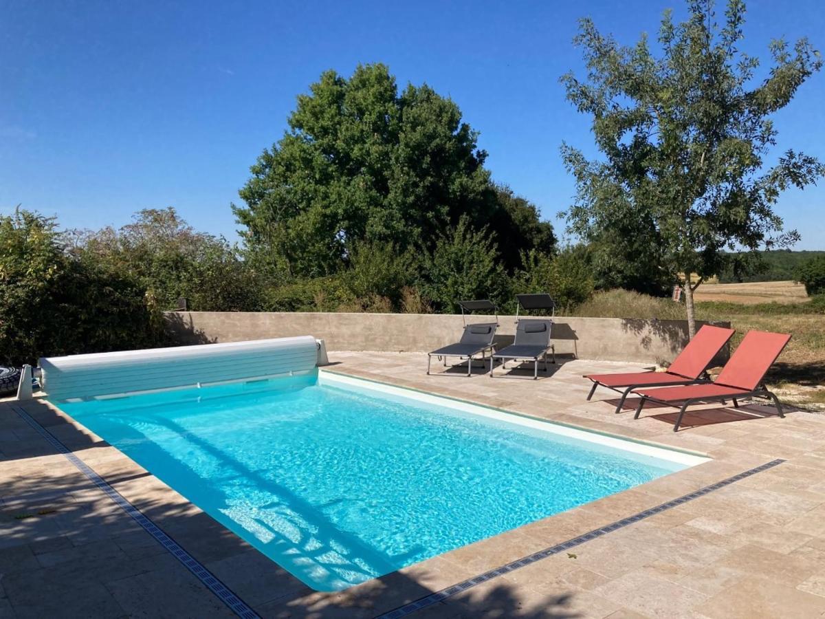Rustic Cottage With Stunning Swimming Pool Saint-Front  Extérieur photo