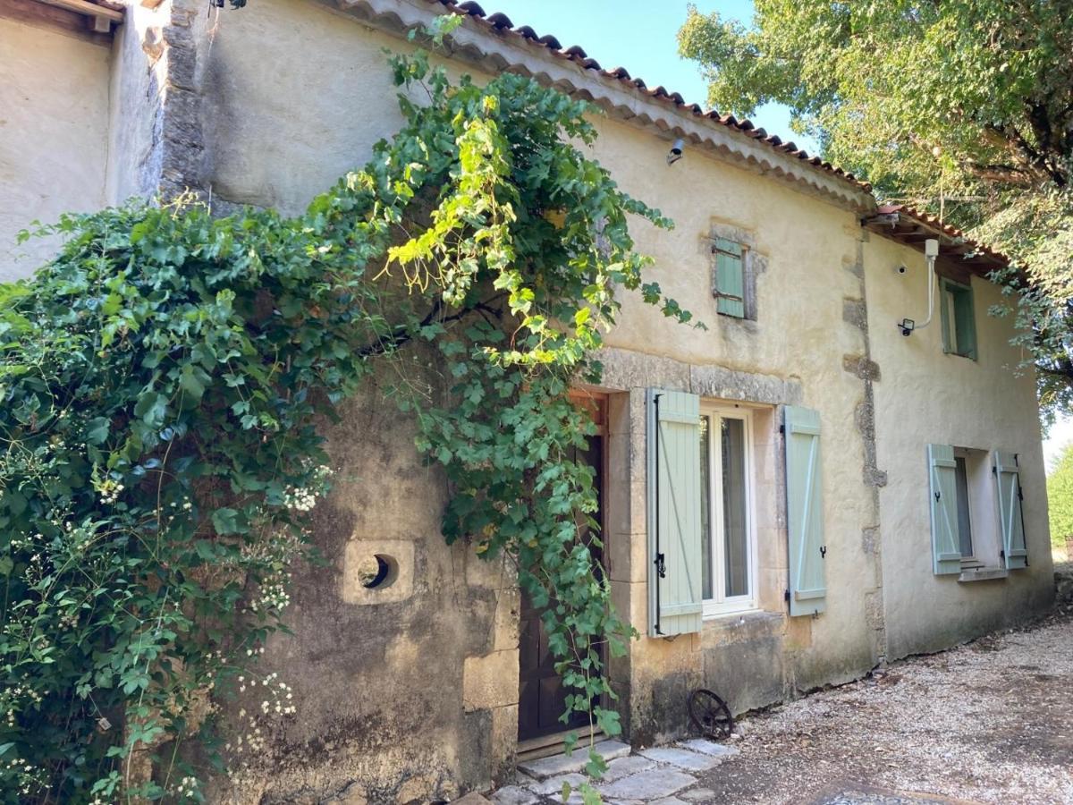 Rustic Cottage With Stunning Swimming Pool Saint-Front  Extérieur photo